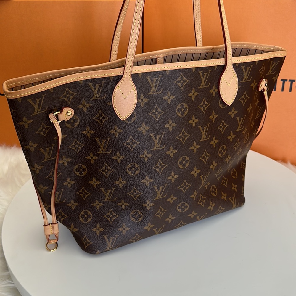 💎✨LIKE NEW✨💎 Neverfull MM Monogram - Picture 10 of 13